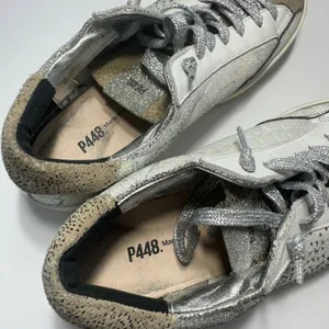 P448 John Sneakers Womens 38 8 Silver Metallic Leopard Print Iridescent Italian thumbnail 7