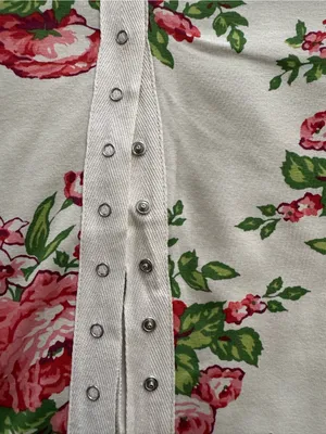 Betsey Johnson Floral snap Front White & Pink Maxi Skirt size S boho XOXO Betsey thumbnail 7