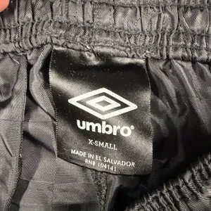 Umbro Athletic Shorts Womens XS Black Check Nylon Elastic Waist 4 Inseam Soccer thumbnail 5