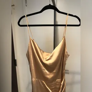 Elliatt Gold Jacinda High Low Dress Size M thumbnail 3