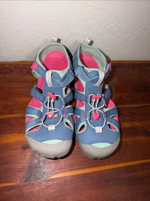 Keen water shoes hiking shoes gorpcore outdoors rafting beach cruise resort thumbnail 2