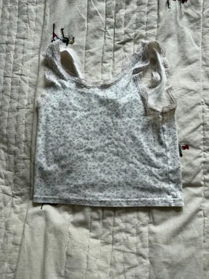 Brandy Melville Tank Crop Floral Top thumbnail 4