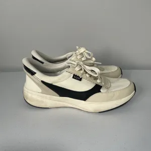 Kizik Paris Hands-Free Step In Sneakers Shoes Cream Black Women's Size 8 thumbnail 2