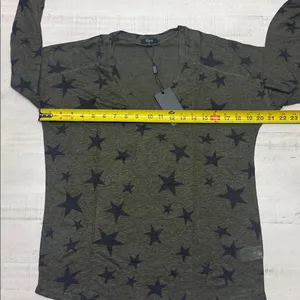 Rails Sami Drop Shoulder V-neck Linen Blend long sleeve Tee In Sage Black Stars thumbnail 3