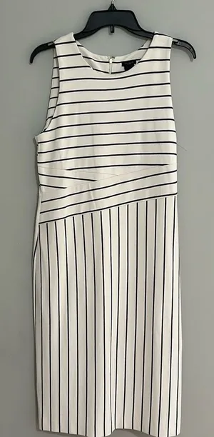 Ann Taylor striped knit sheath dress size 10 thumbnail 1