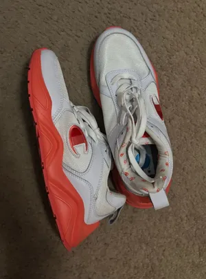 Champion sneakers  thumbnail 1
