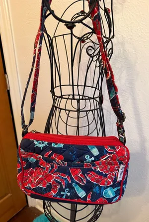 🦀🦀🦀BOGOHO🦀🦀🦀Paul Brent Red Navy Quilted Floral Anchor Crossbody thumbnail 1