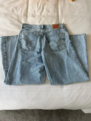 Levi’s Baggy Wide Leg Jean thumbnail 3