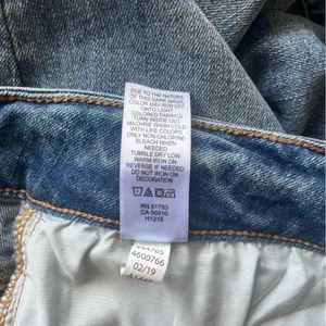 Maurices Distressed Light Wash Skinny Jean Size 18W thumbnail 5