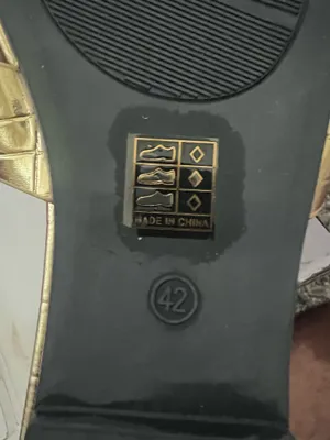 SheIn Gold Sandles thumbnail 3