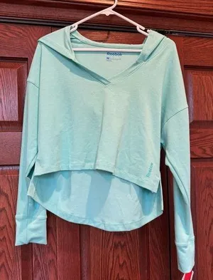 New With Tags Reebox Relexaed Yoga Crop Hoodie Medium thumbnail 1