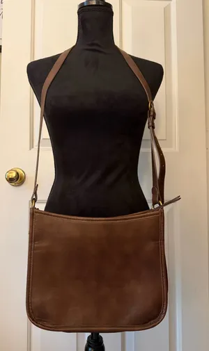 Universal Thread Brown Shoulder Bag thumbnail 1