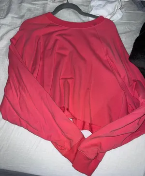 Cropped Crewneck thumbnail 1