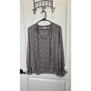 Sabrina Lauren Medium Blouse Animal Print Ruffle V-Neck Long Sleeve‎ Flowy Work thumbnail 2