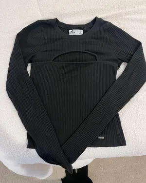 Hollister Long Sleeve Shirt thumbnail 1