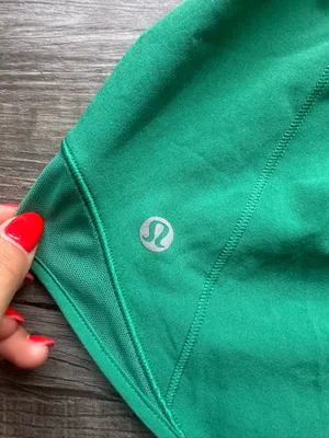 Lululemon Shorts Hotty Hot thumbnail 3