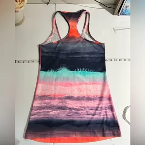 Lululemon ** Unicorn! ** Cool Racerback II Nulu Beachscape‎ thumbnail 9