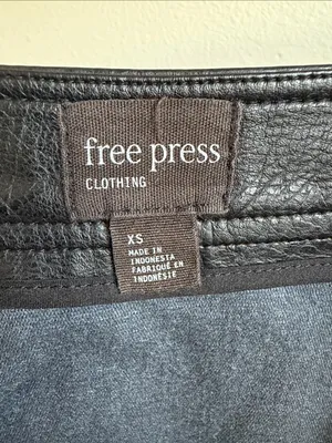 free press Black Faux Leather Zip-Front Mini Skirt - Size XS thumbnail 3