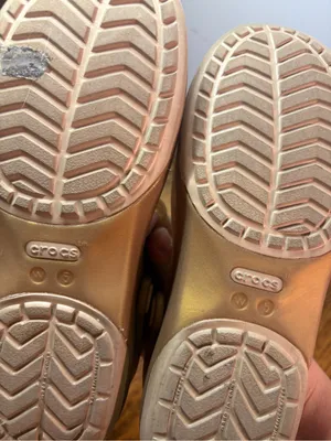 Crocs gold mules size 5 thumbnail 6