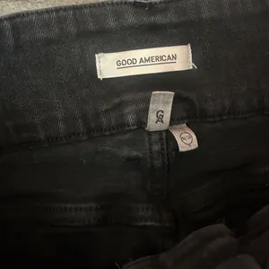 Good American Good Waist Button Fly Jeans Size 10/30 thumbnail 10