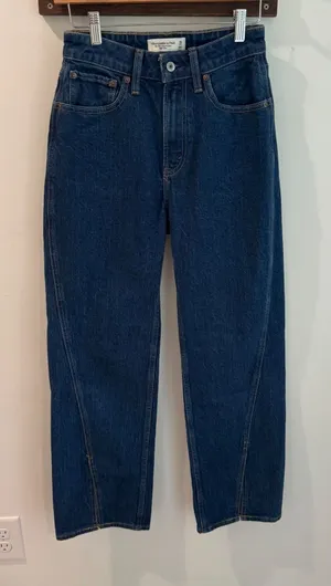 Abercrombie & Fitch High Rise 90s Relaxed Split-Vent Hem Jeans 25 Short thumbnail 1