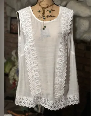 Zac & Rachel Woman 2X Elegant White Lace Trim Women's Top thumbnail 1