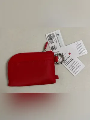 Lululemon NWT Clippable Card Pouch Lulu Red Zip Key Coin Pouch with Logo thumbnail 6