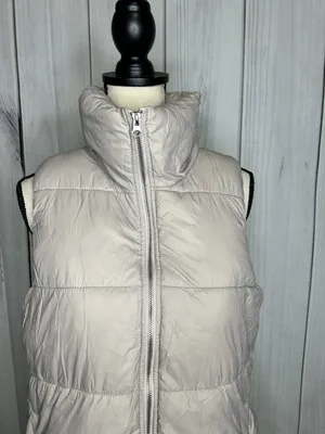 Old Navy Women’s Sz L Taupe Brown Puffer Vest Full Zip Snap Pockets Fleece Lined thumbnail 2