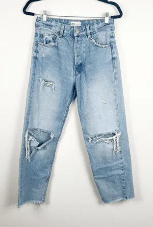Zara Women's Straight Leg Distressed Jeans Sz‎ 4 thumbnail 1