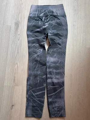 lululemon athletica Black & Gray Tie-Dye Leggings thumbnail 3