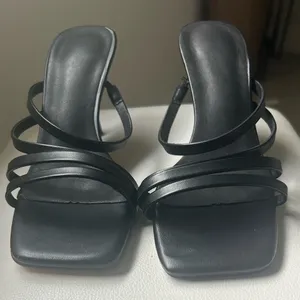 Elegant Black Women's Sandals Worn once size 38 thumbnail 2