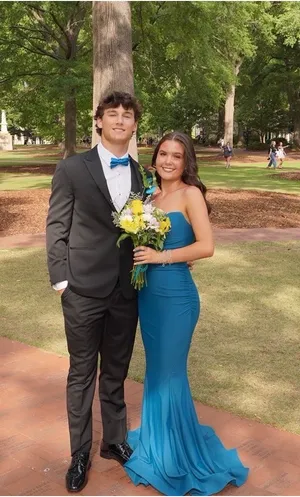 Alexandra’s Boutique / La Femme Prom Dress Teal Size 2 thumbnail 2