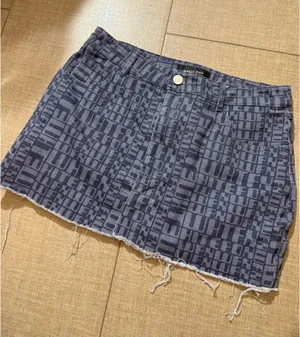 White Fox Boutique printed denim mini skirt thumbnail 1