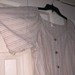 Marshalls Short sleeved button up blouse thumbnail 2