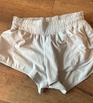 Blue Linen Lululemon Shorts Hotty Hot 2.5" thumbnail 1