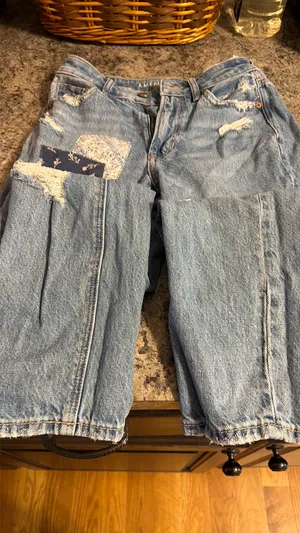 American Eagle Jeans Mom thumbnail 4
