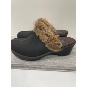 Crocs Gretel Black Faux Fur Lined Clog Mules Wedge Heel Womens Size 9‎ thumbnail 2