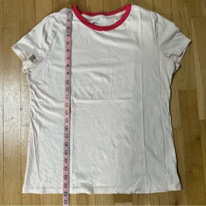 GAP Crewneck pink shirt thumbnail 4