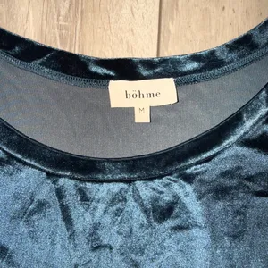Bohme Velour Y2K Coquette Whimsigoth Slate Blue Cropped Long sleeve size medium thumbnail 4