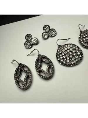 Rhinestone Dangle Drop / Stud Pierced Earrings Lot Of 3 Gunmetal Variety thumbnail 8