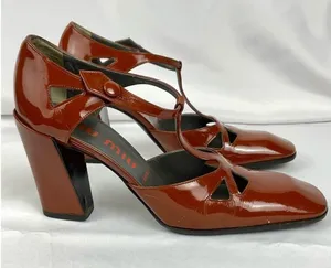 Vintage Miu Miu Y2K Pumps Patent Leather Cutout T-Strap Block Heel EU 36 Cognac thumbnail 1