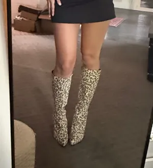 Leopard Print Knee-High Women's Boots - Stylish Statement Footwear thumbnail 2