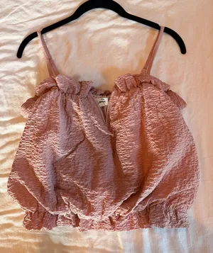 Entro Pink Textured Ruffle Crop Top Babydoll Tank Size Small Boutique thumbnail 1