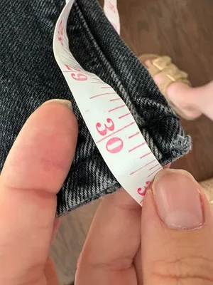 Aritzia Denim Forum '90s Joni Lo-Rise Loose in Black Licorice Size 27 thumbnail 8
