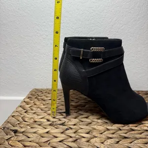 White House Black Market Evelyn Bootie Suede thumbnail 6