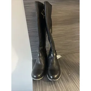 Earth Water Proof Woman's Boots‎ Black Size 5.5 thumbnail 2