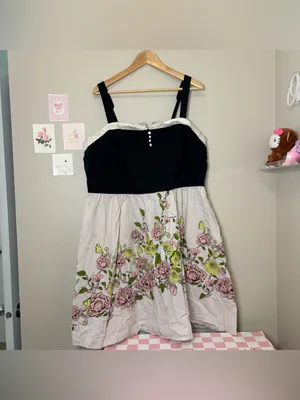 Disney princess dress floral vintage look casual fancy elegant 3X plus size blac thumbnail 2