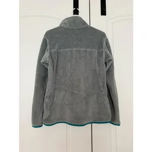 Patagonia Re-Tool Snap-T Fleece Pullover Feather Grey w/Teal Detail Pullover SM thumbnail 3