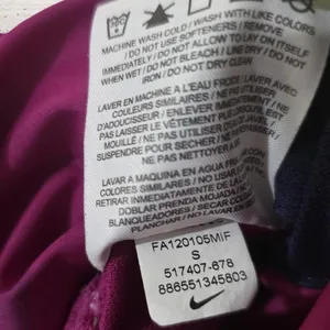 Women's Nike Athletic Shorts‎ thumbnail 3
