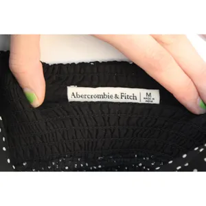 Abercrombie & Fitch Black White Polka Dot Long Sleeve Cropped Blouse Top Size M thumbnail 3